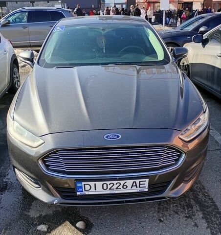 Серый Форд Фьюжн, объемом двигателя 2.5 л и пробегом 200 тыс. км за 9000 $, фото 1 на Automoto.ua