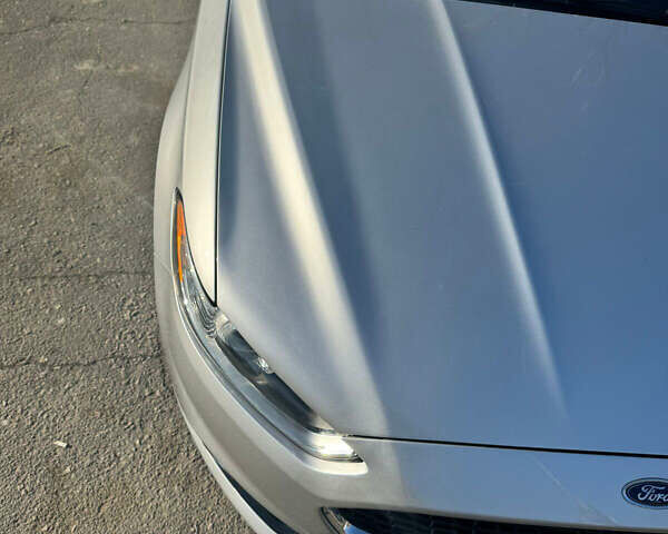 Серый Форд Фьюжн, объемом двигателя 2.49 л и пробегом 207 тыс. км за 9800 $, фото 1 на Automoto.ua