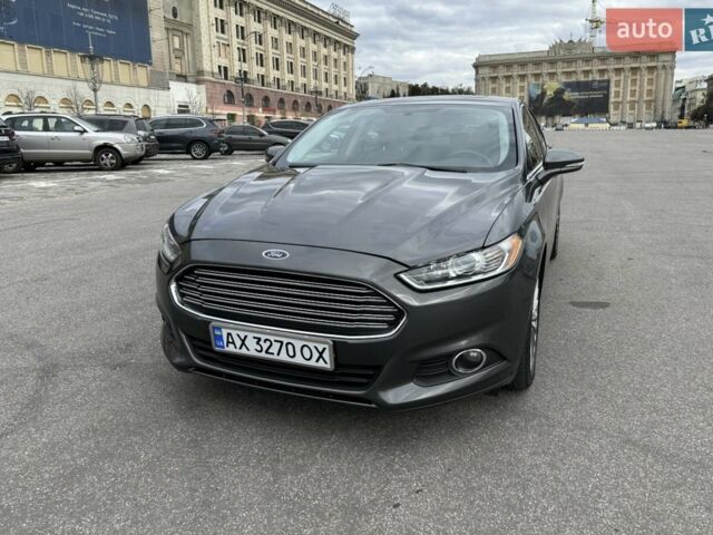 Сірий Форд Фьюжен, об'ємом двигуна 2 л та пробігом 143 тис. км за 10950 $, фото 1 на Automoto.ua