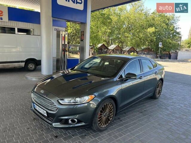 Форд Фьюжн 2015 в Николаеве на Automoto.ua Серый Форд Фьюжн, объемом двигателя 2 л и пробегом 208 тыс. км за 10900 $, фото 1 на Automoto.ua