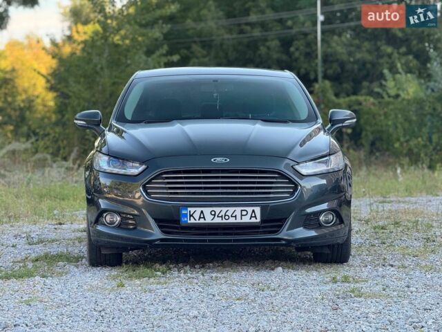 Сірий Форд Фьюжен, об'ємом двигуна 2 л та пробігом 145 тис. км за 12300 $, фото 1 на Automoto.ua