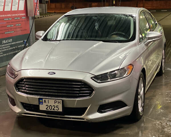 Серый Форд Фьюжн, объемом двигателя 2.5 л и пробегом 166 тыс. км за 10500 $, фото 1 на Automoto.ua