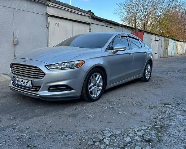 Сірий Форд Фьюжен, об'ємом двигуна 2.49 л та пробігом 102 тис. км за 9900 $, фото 1 на Automoto.ua