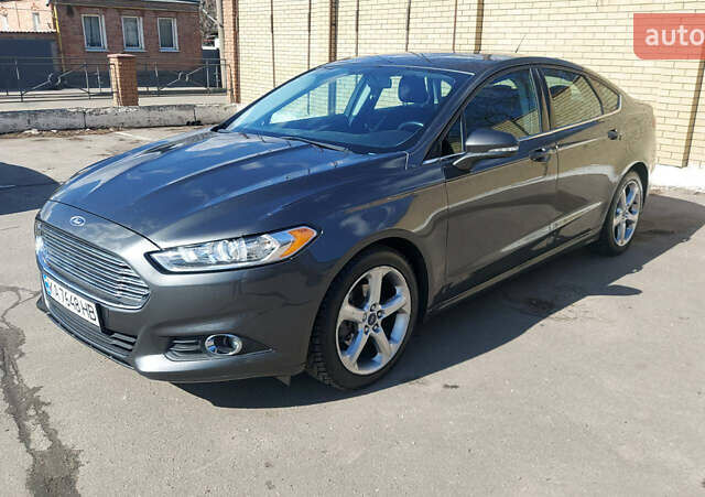 Сірий Форд Фьюжен, об'ємом двигуна 2 л та пробігом 114 тис. км за 11999 $, фото 1 на Automoto.ua