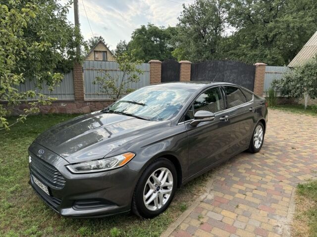 Серый Форд Фьюжн, объемом двигателя 1.5 л и пробегом 134 тыс. км за 10000 $, фото 1 на Automoto.ua