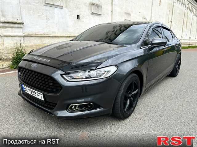 Серый Форд Фьюжн, объемом двигателя 2.5 л и пробегом 175 тыс. км за 10000 $, фото 1 на Automoto.ua