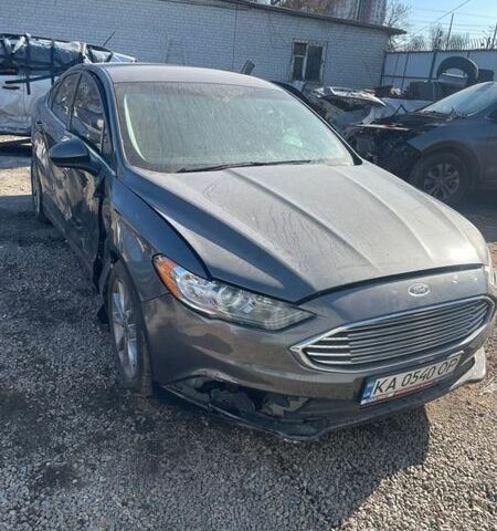 Сірий Форд Фьюжен, об'ємом двигуна 2 л та пробігом 195 тис. км за 5500 $, фото 1 на Automoto.ua