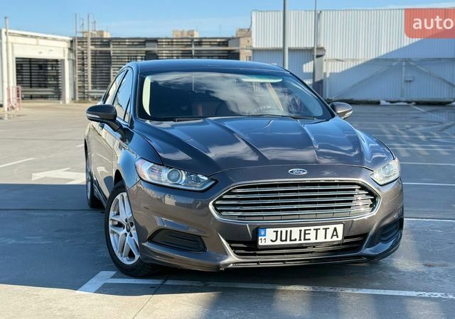 Серый Форд Фьюжн, объемом двигателя 2.49 л и пробегом 200 тыс. км за 8900 $, фото 1 на Automoto.ua