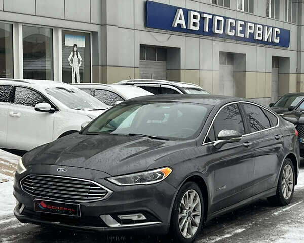 Серый Форд Фьюжн, объемом двигателя 2 л и пробегом 210 тыс. км за 13200 $, фото 1 на Automoto.ua