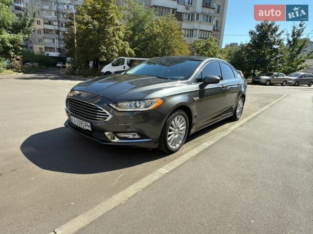 Сірий Форд Фьюжен, об'ємом двигуна 1.5 л та пробігом 118 тис. км за 11400 $, фото 1 на Automoto.ua