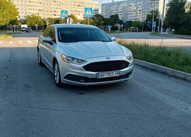 Серый Форд Фьюжн, объемом двигателя 2.5 л и пробегом 155 тыс. км за 10562 $, фото 1 на Automoto.ua