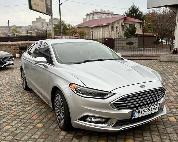 Серый Форд Фьюжн, объемом двигателя 2 л и пробегом 149 тыс. км за 11900 $, фото 1 на Automoto.ua