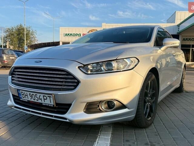 Сірий Форд Фьюжен, об'ємом двигуна 1.5 л та пробігом 111 тис. км за 8300 $, фото 1 на Automoto.ua