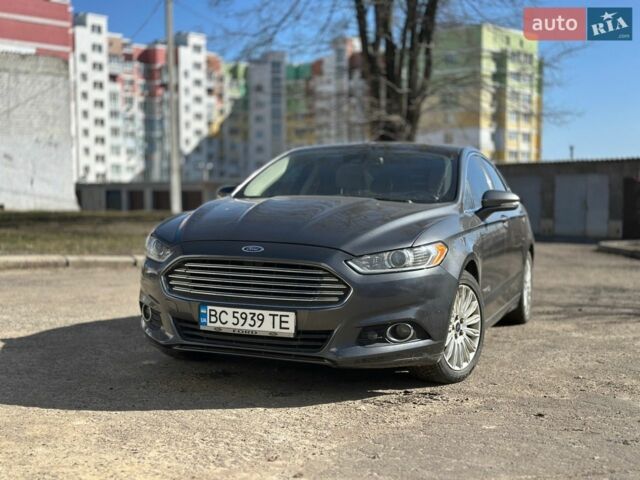 Сірий Форд Фьюжен, об'ємом двигуна 2 л та пробігом 209 тис. км за 12400 $, фото 1 на Automoto.ua