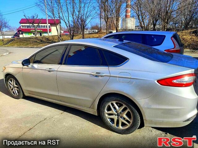 Серый Форд Фьюжн, объемом двигателя 2.5 л и пробегом 160 тыс. км за 9000 $, фото 1 на Automoto.ua