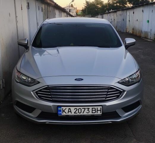 Сірий Форд Фьюжен, об'ємом двигуна 2.5 л та пробігом 245 тис. км за 8000 $, фото 1 на Automoto.ua
