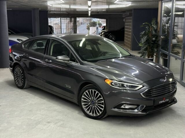 Сірий Форд Фьюжен, об'ємом двигуна 2 л та пробігом 149 тис. км за 15600 $, фото 1 на Automoto.ua