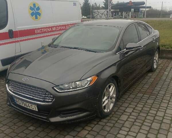 Серый Форд Фьюжн, объемом двигателя 2.49 л и пробегом 164 тыс. км за 8500 $, фото 1 на Automoto.ua