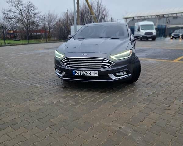 Серый Форд Фьюжн, объемом двигателя 2 л и пробегом 141 тыс. км за 12500 $, фото 1 на Automoto.ua