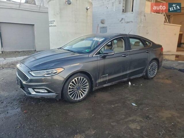 Сірий Форд Фьюжен, об'ємом двигуна 2 л та пробігом 40 тис. км за 3600 $, фото 1 на Automoto.ua