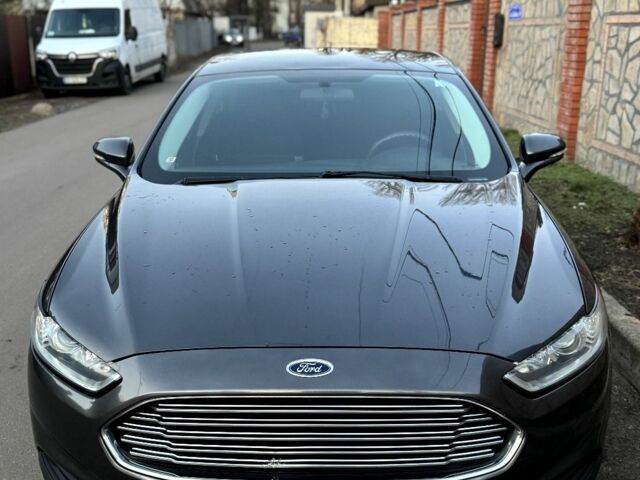 Сірий Форд Фьюжен, об'ємом двигуна 2.5 л та пробігом 200 тис. км за 11000 $, фото 1 на Automoto.ua