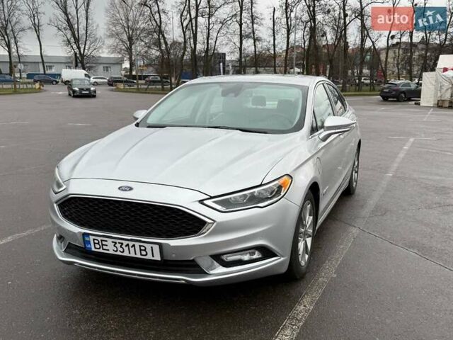 Серый Форд Фьюжн, объемом двигателя 2 л и пробегом 92 тыс. км за 17200 $, фото 1 на Automoto.ua