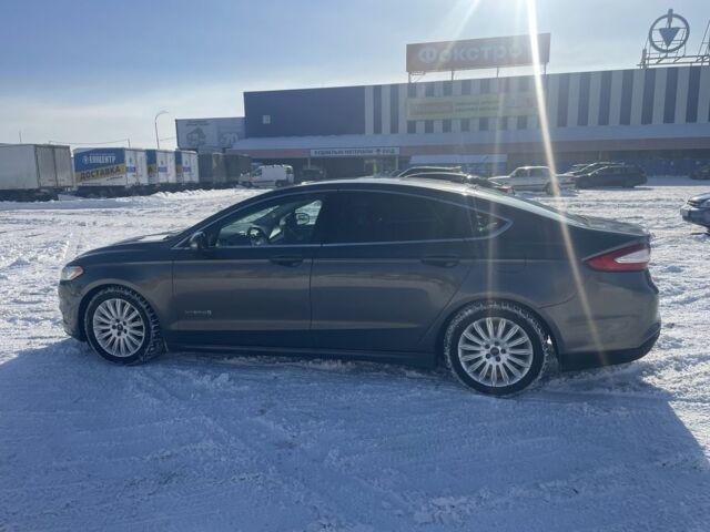 Сірий Форд Фьюжен, об'ємом двигуна 2 л та пробігом 189 тис. км за 10500 $, фото 1 на Automoto.ua