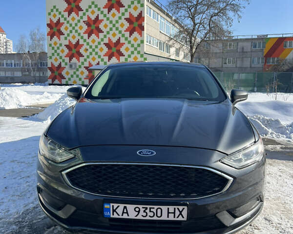 Сірий Форд Фьюжен, об'ємом двигуна 2.49 л та пробігом 165 тис. км за 10700 $, фото 1 на Automoto.ua