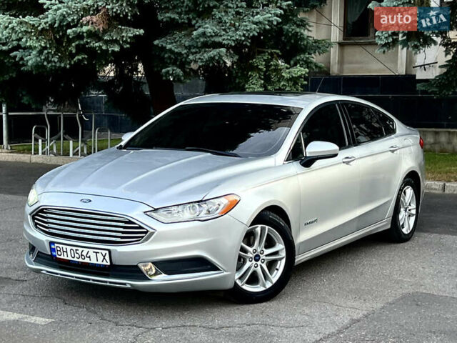 Сірий Форд Фьюжен, об'ємом двигуна 2 л та пробігом 173 тис. км за 16500 $, фото 1 на Automoto.ua