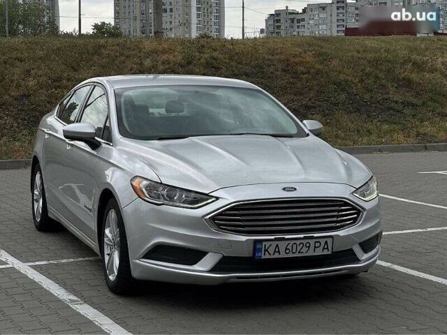Сірий Форд Фьюжен, об'ємом двигуна 2 л та пробігом 207 тис. км за 13000 $, фото 1 на Automoto.ua