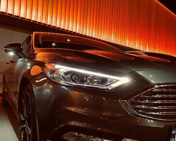 Сірий Форд Фьюжен, об'ємом двигуна 1.5 л та пробігом 114 тис. км за 13000 $, фото 1 на Automoto.ua