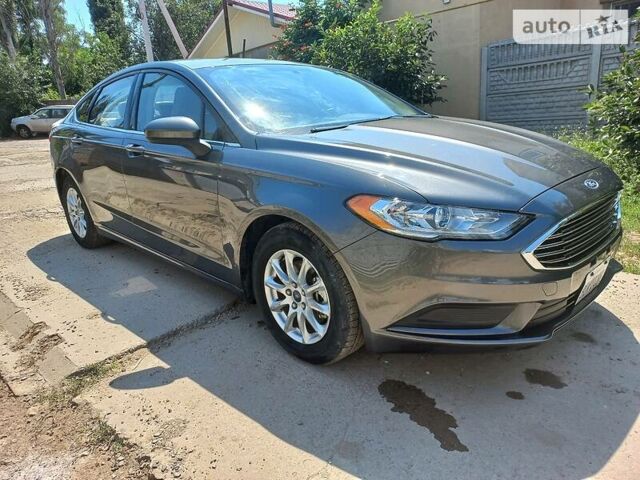 Серый Форд Фьюжн, объемом двигателя 2.5 л и пробегом 48 тыс. км за 12000 $, фото 1 на Automoto.ua