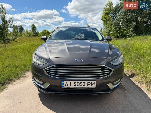 Серый Форд Фьюжн, объемом двигателя 2 л и пробегом 265 тыс. км за 12800 $, фото 1 на Automoto.ua