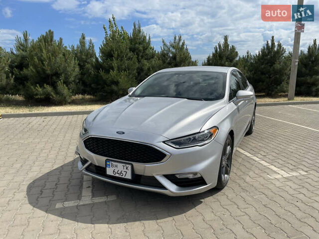 Серый Форд Фьюжн, объемом двигателя 2.69 л и пробегом 20 тыс. км за 20999 $, фото 1 на Automoto.ua