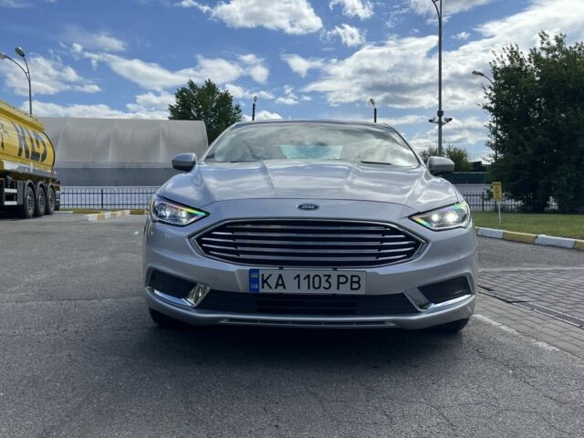 Серый Форд Фьюжн, объемом двигателя 2 л и пробегом 122 тыс. км за 14500 $, фото 1 на Automoto.ua