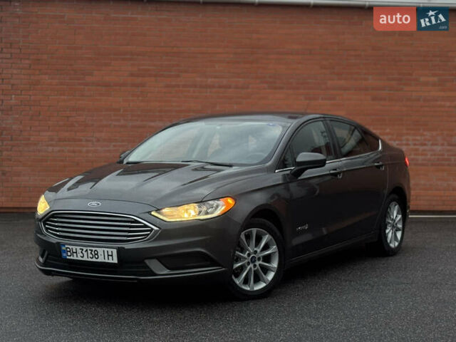 Сірий Форд Фьюжен, об'ємом двигуна 2 л та пробігом 103 тис. км за 13900 $, фото 1 на Automoto.ua