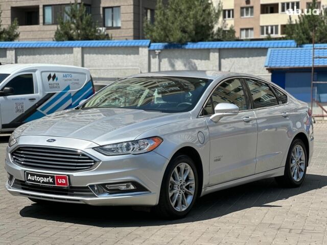 Форд Фьюжн 2017 в Одессе на Automoto.ua Серый Форд Фьюжн, объемом двигателя 2 л и пробегом 114 тыс. км за 15990 $, фото 1 на Automoto.ua