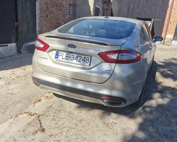 Серый Форд Фьюжн, объемом двигателя 0 л и пробегом 135 тыс. км за 10500 $, фото 1 на Automoto.ua