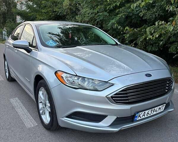 Сірий Форд Фьюжен, об'ємом двигуна 2 л та пробігом 180 тис. км за 13500 $, фото 1 на Automoto.ua
