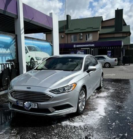 Серый Форд Фьюжн, объемом двигателя 2 л и пробегом 3 тыс. км за 10000 $, фото 1 на Automoto.ua