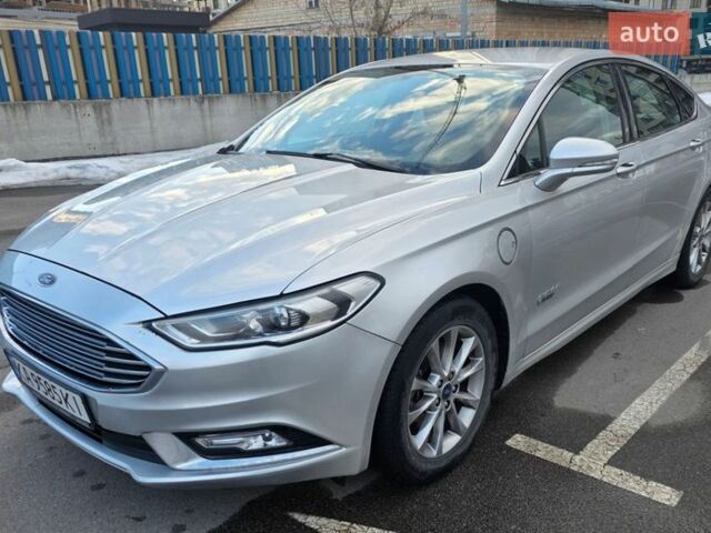 Серый Форд Фьюжн, объемом двигателя 2 л и пробегом 148 тыс. км за 17200 $, фото 1 на Automoto.ua