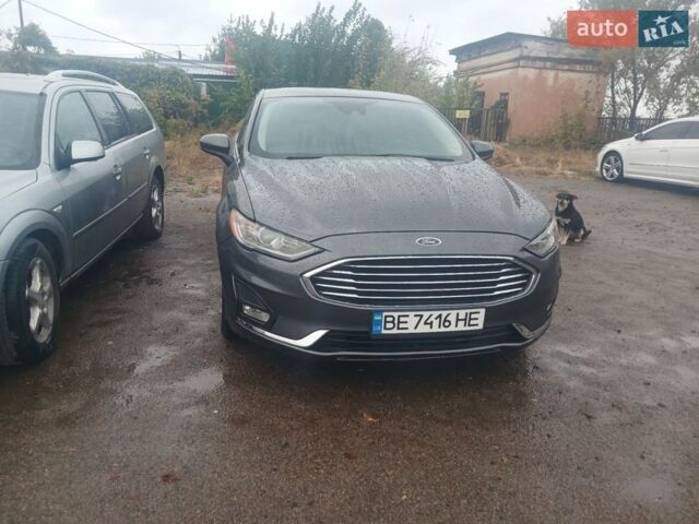 Сірий Форд Фьюжен, об'ємом двигуна 1.5 л та пробігом 175 тис. км за 9900 $, фото 1 на Automoto.ua