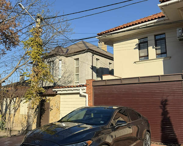 Серый Форд Фьюжн, объемом двигателя 2 л и пробегом 68 тыс. км за 16200 $, фото 1 на Automoto.ua