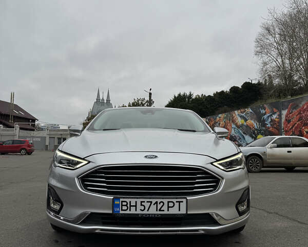 Серый Форд Фьюжн, объемом двигателя 1.5 л и пробегом 108 тыс. км за 11300 $, фото 1 на Automoto.ua