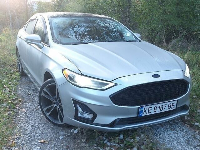 Сірий Форд Фьюжен, об'ємом двигуна 2 л та пробігом 235 тис. км за 11500 $, фото 1 на Automoto.ua