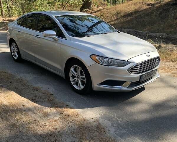 Форд Фьюжн 2018 в Черкассах на Automoto.ua Серый Форд Фьюжн, объемом двигателя 2.49 л и пробегом 125 тыс. км за 12950 $, фото 1 на Automoto.ua