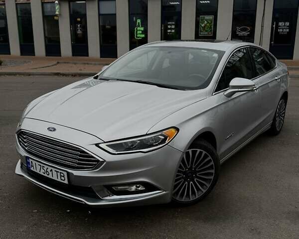 Серый Форд Фьюжн, объемом двигателя 2 л и пробегом 117 тыс. км за 16400 $, фото 1 на Automoto.ua