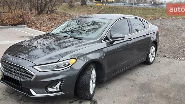 Сірий Форд Фьюжен, об'ємом двигуна 2 л та пробігом 94 тис. км за 20300 $, фото 1 на Automoto.ua