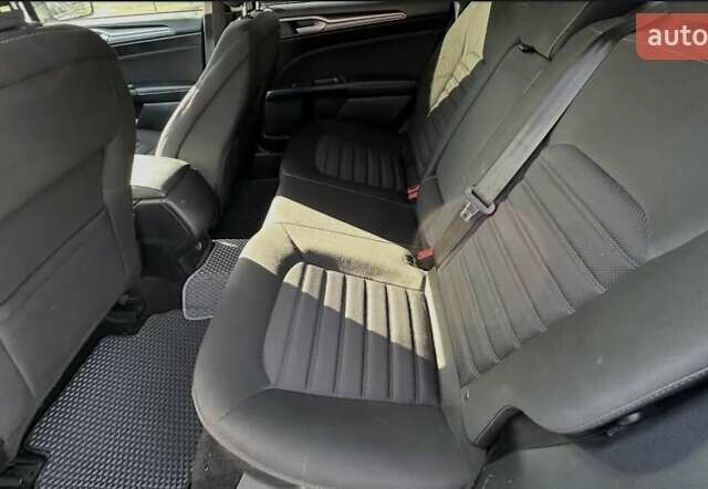 Сірий Форд Фьюжен, об'ємом двигуна 2.49 л та пробігом 184 тис. км за 12500 $, фото 1 на Automoto.ua