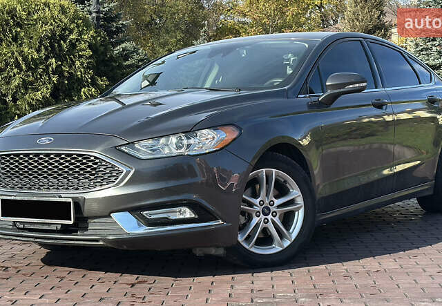 Форд Фьюжен 2018 у Дніпро (Дніпропетровську) на Automoto.ua Сірий Форд Фьюжен, об'ємом двигуна 2.5 л та пробігом 184 тис. км за 12800 $, фото 1 на Automoto.ua